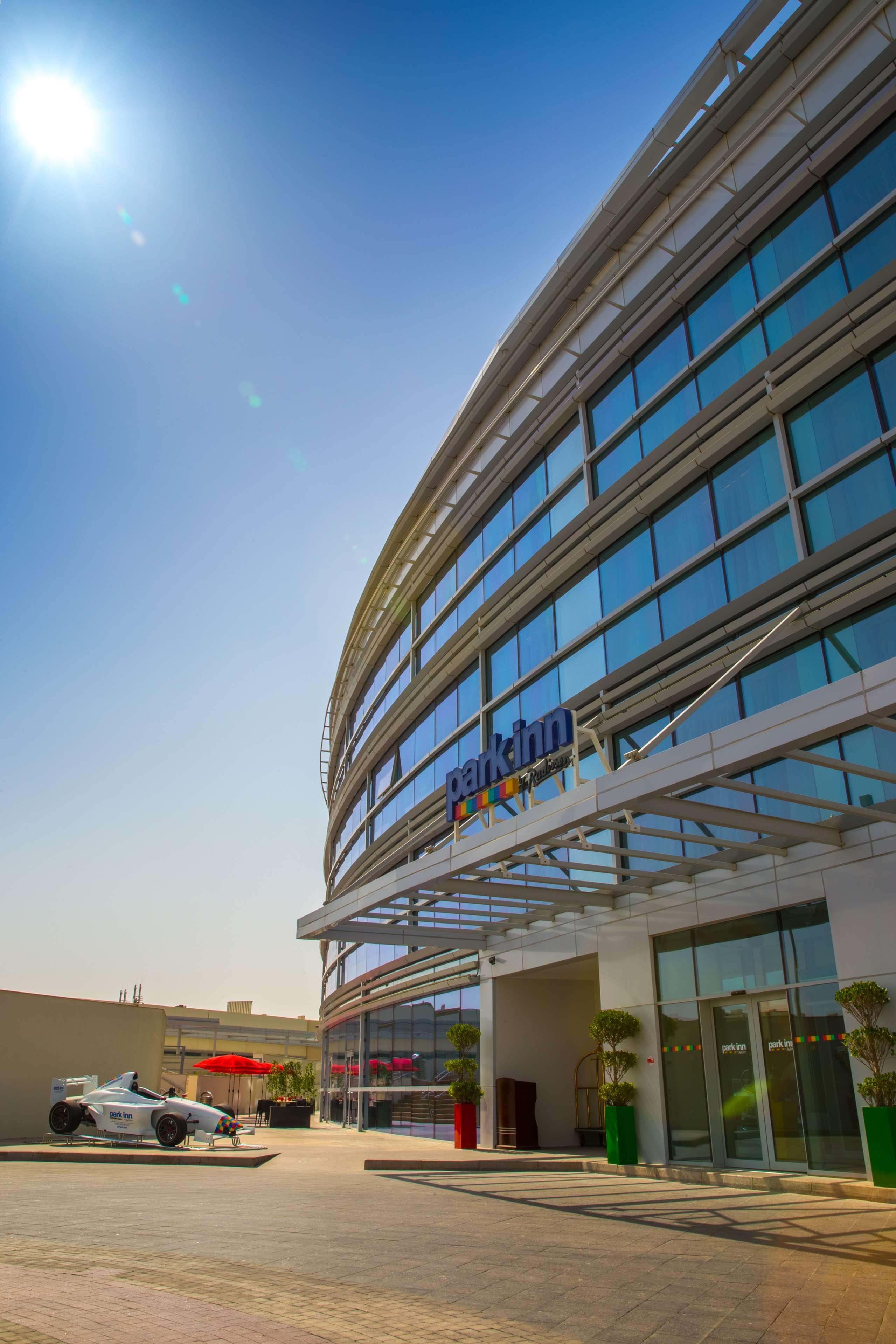 Park Inn By Radisson Dubai Motor City Zewnętrze zdjęcie